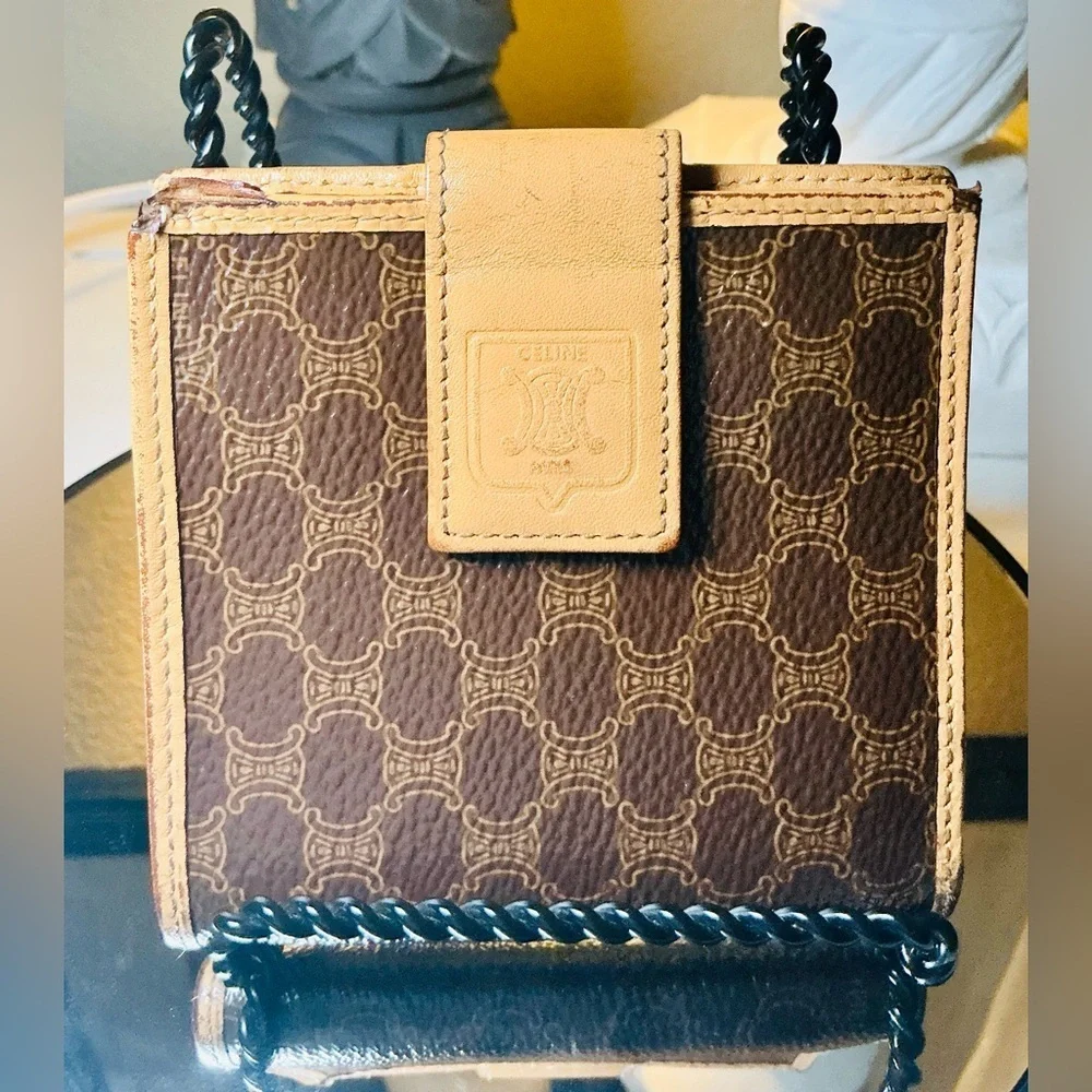 Celine Vintage Macadam Triomphe Brown Leather Bifold Wallet